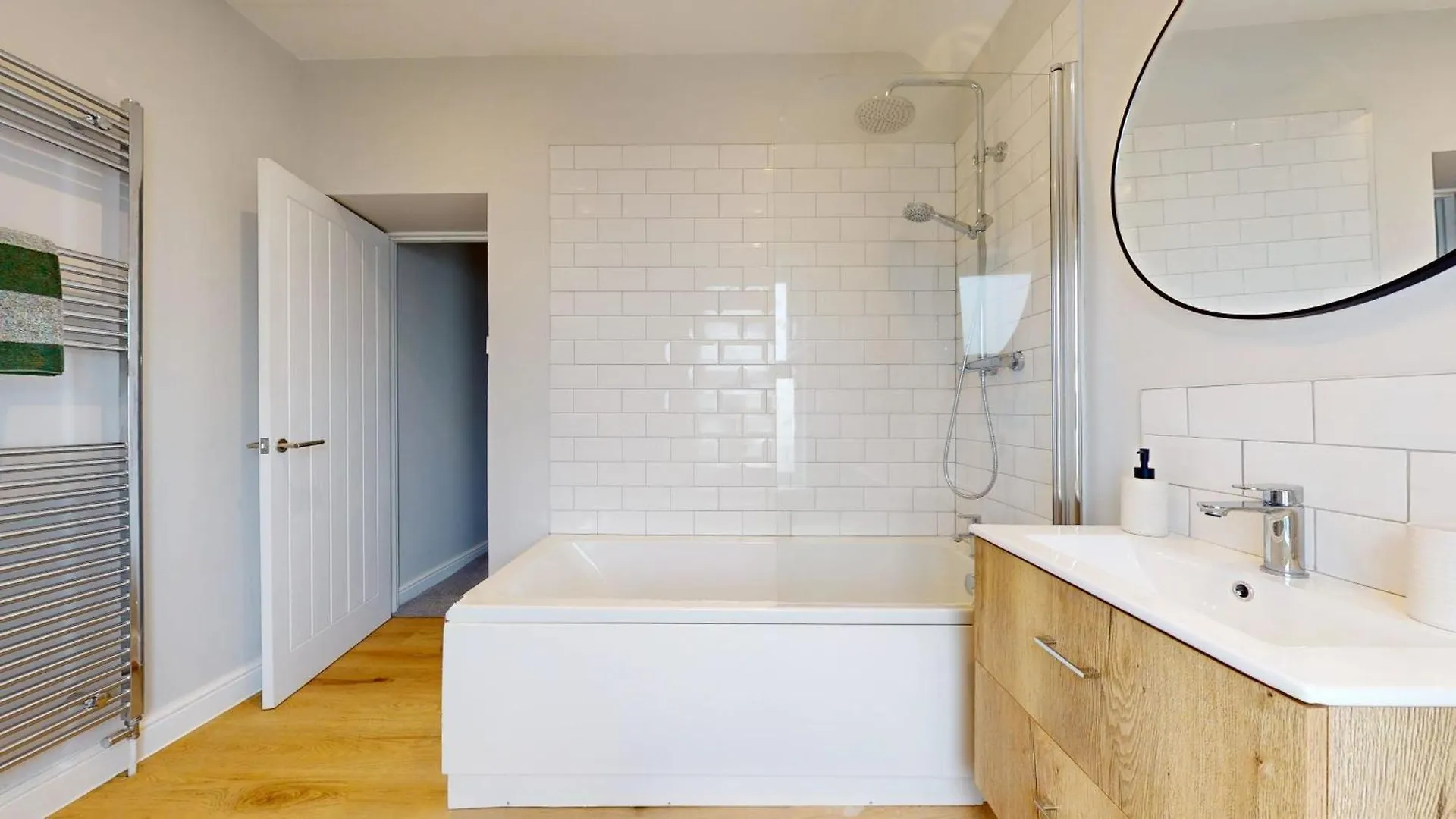 카디프 Beautiful 3 Bed In The Heart Of City With Free Parking 빌라 펜션