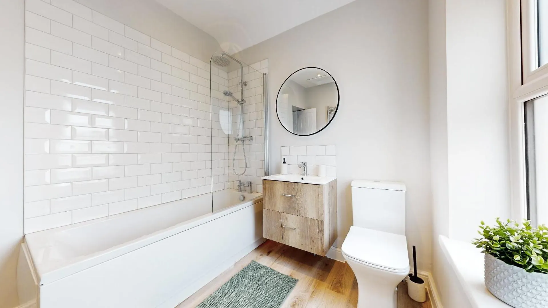 펜션 카디프 Beautiful 3 Bed In The Heart Of City With Free Parking 빌라