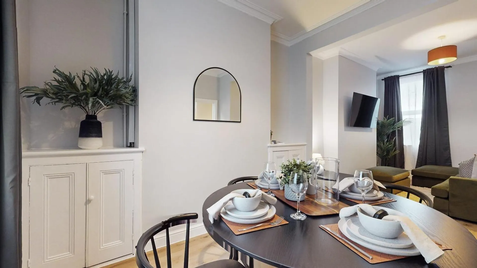 카디프 Beautiful 3 Bed In The Heart Of City With Free Parking 빌라 0*,