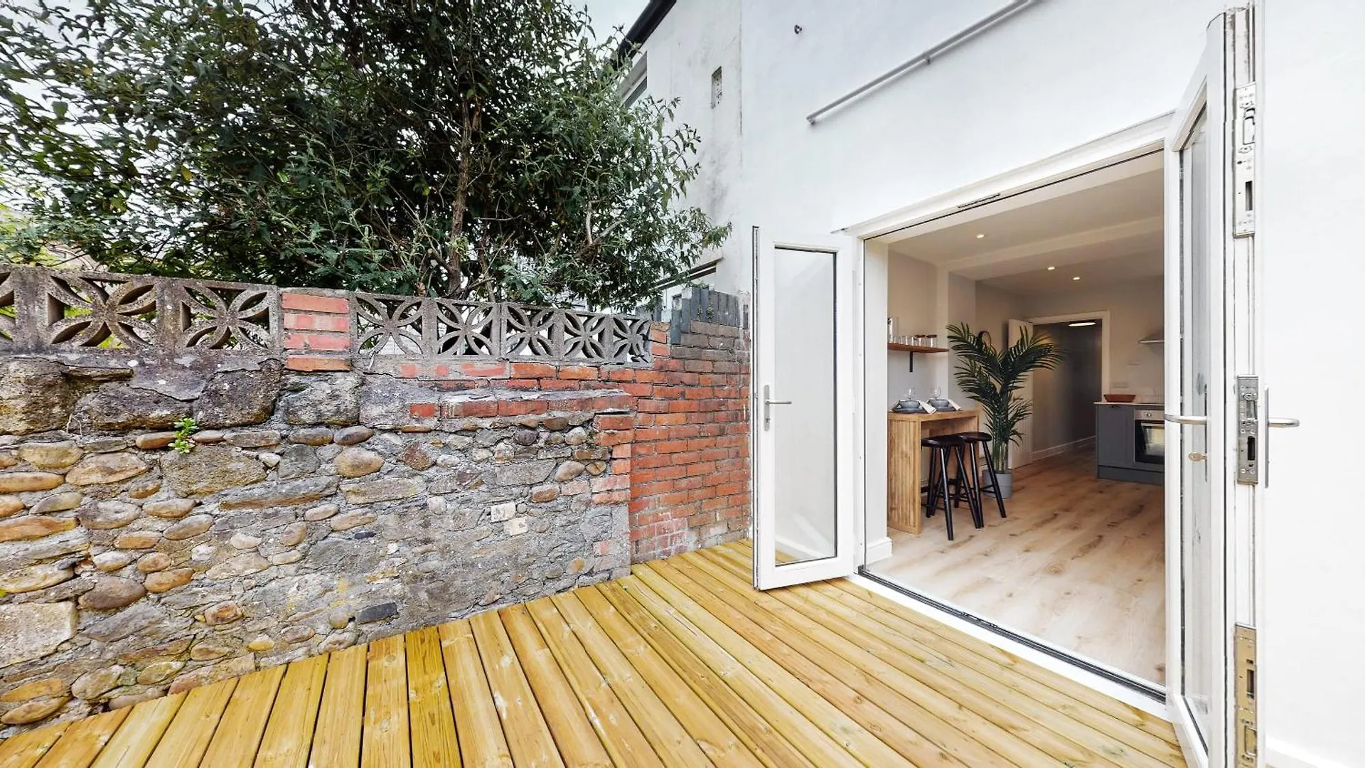 카디프 Beautiful 3 Bed In The Heart Of City With Free Parking 빌라
